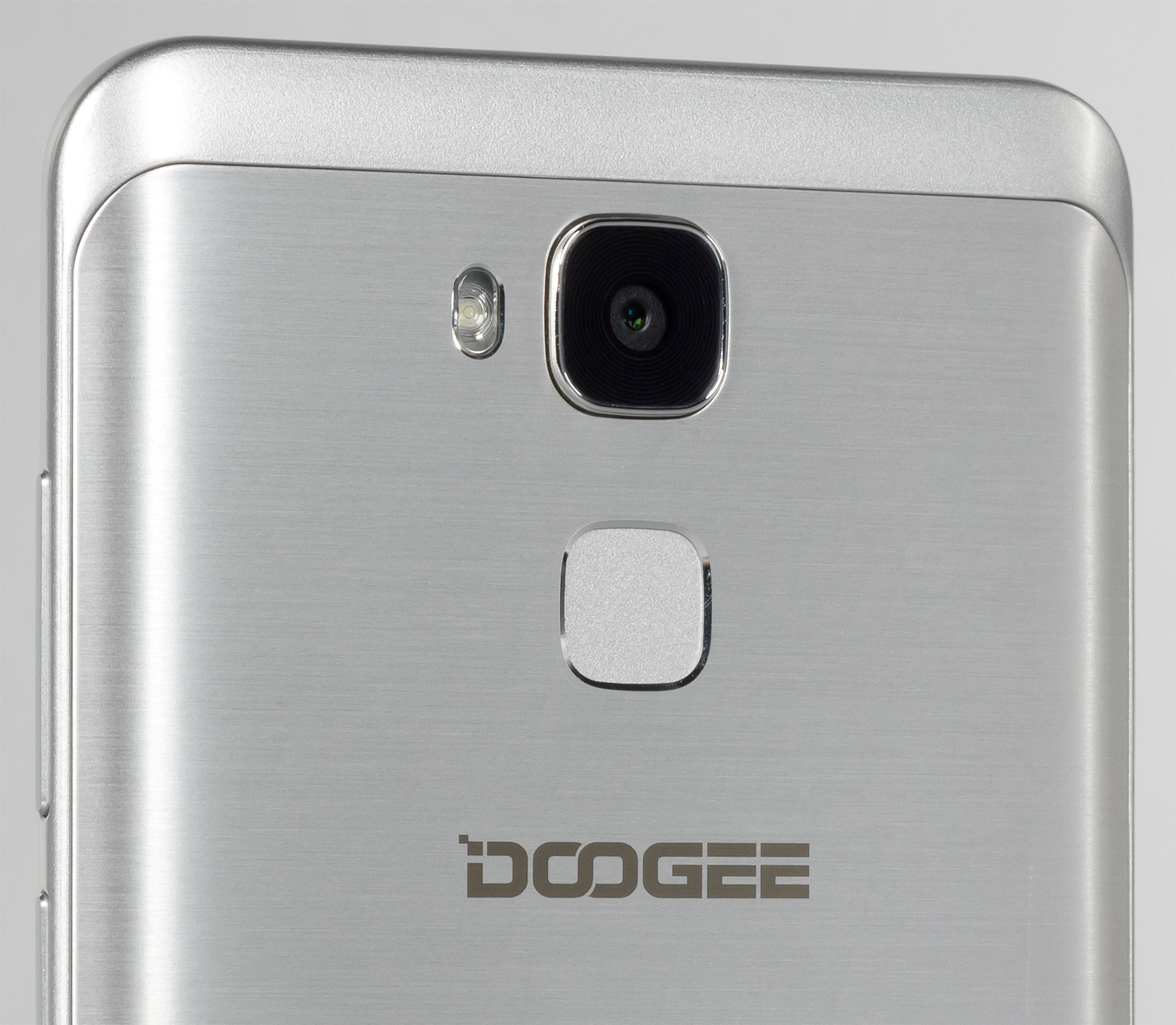 Обзор doogee y6: бюджетный смартфон для селфи, и не только - mobcompany.info