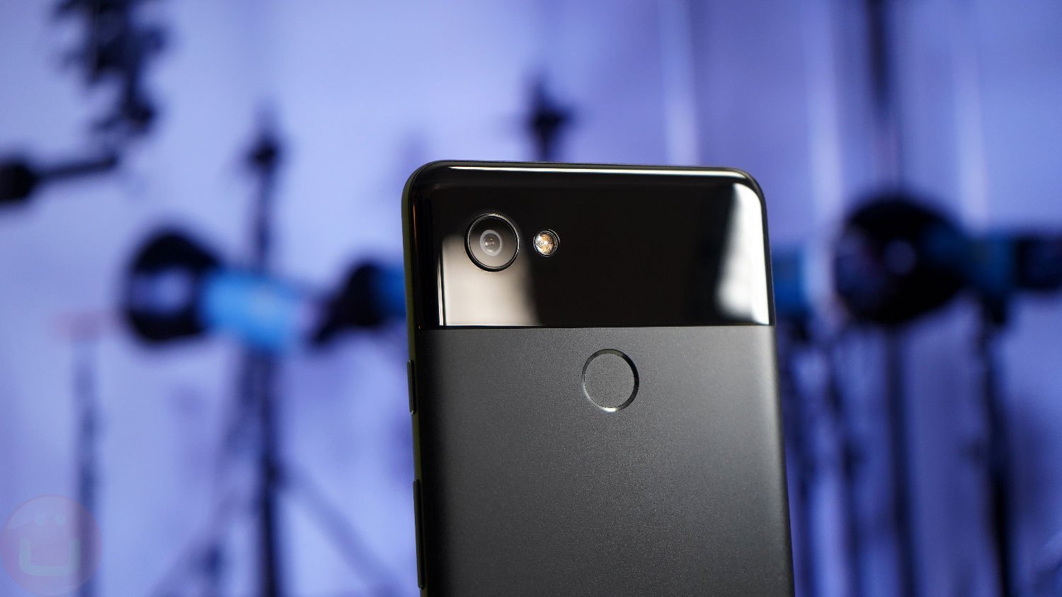 Видеообзор: сравнение камер google pixel 2 и iphone x - androidinsider.ru